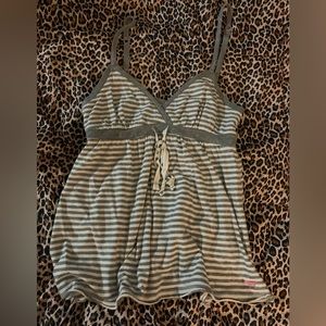 COPY - Victoria’s Secret PINK top, size M